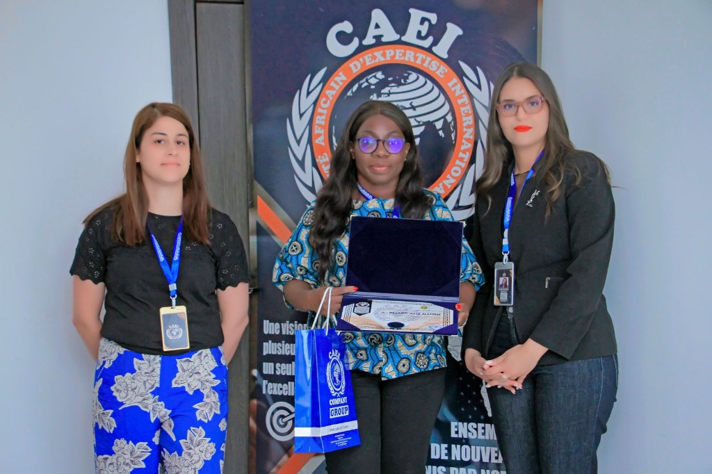 Remise de certificat Mme Becher